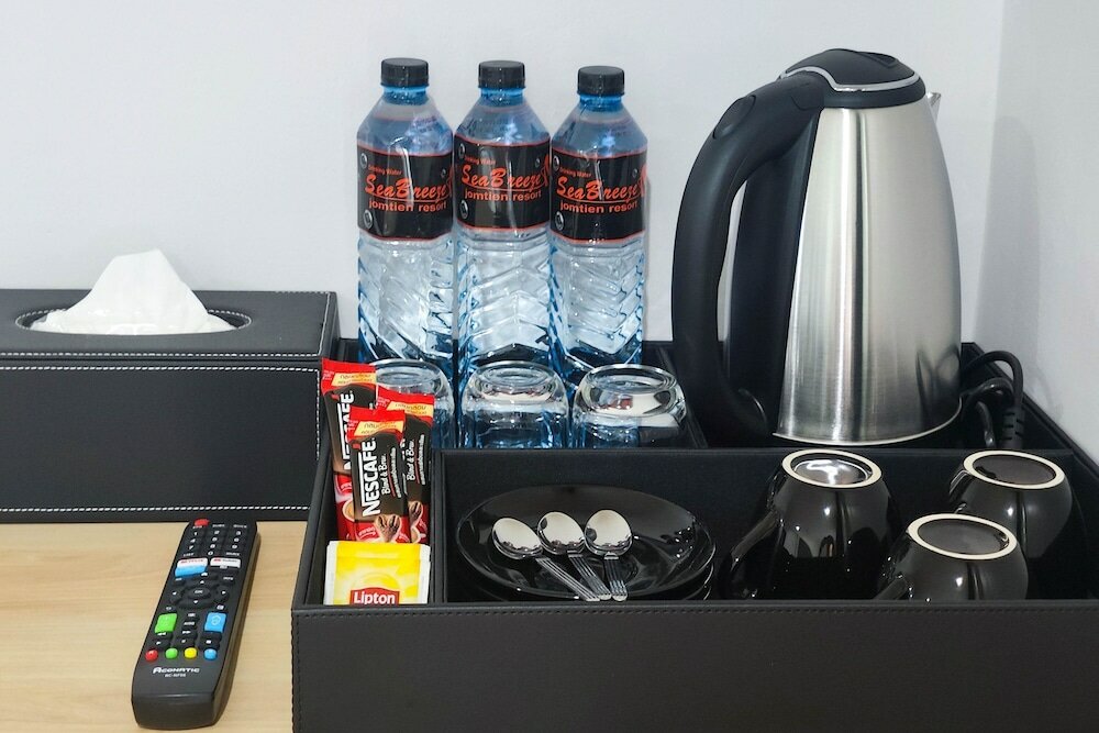 Фото Sea Breeze Residence