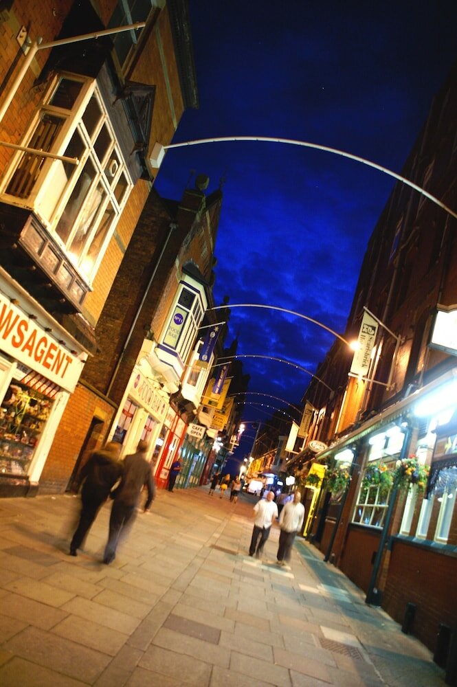 Фото The Warwick Southport