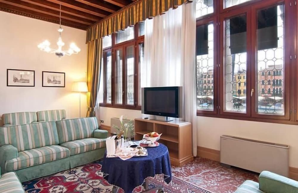 Фото Hotel Foscari Palace