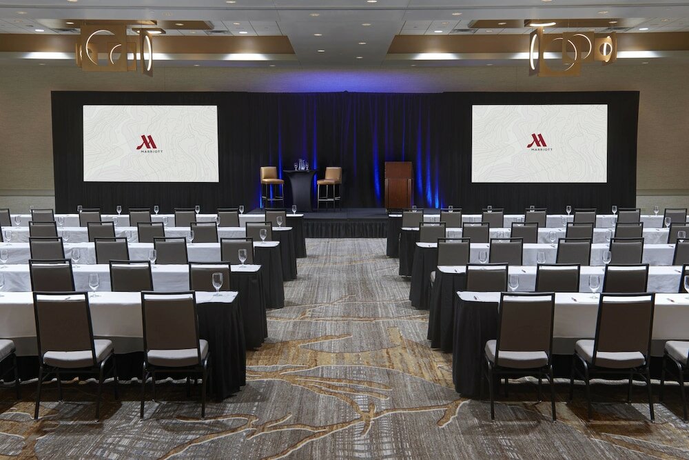 Фото Chicago Marriott Southwest at Burr Ridge