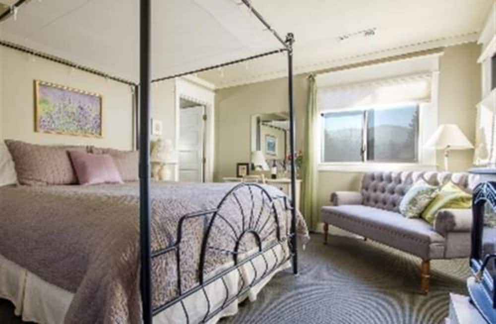 Фото Oak Hill Bed & Breakfast