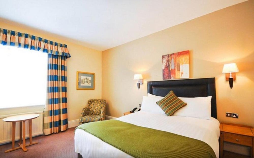 Фото The Durley Dean Hotel