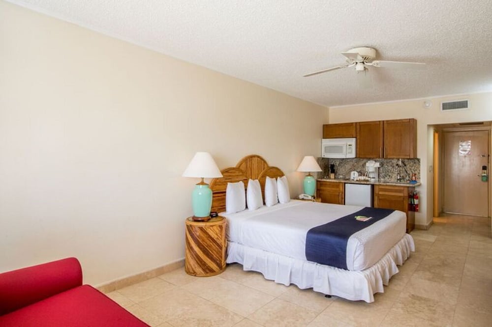 Фото Caribbean Palm Village Resort