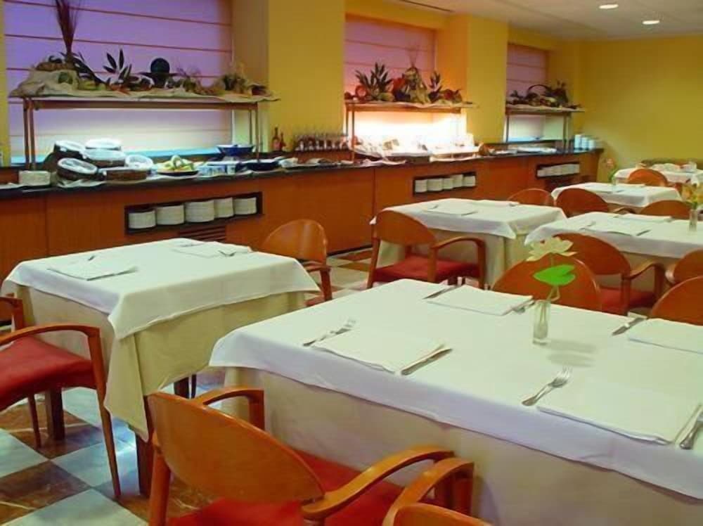 Фото Hotel Zenit Diplomatic