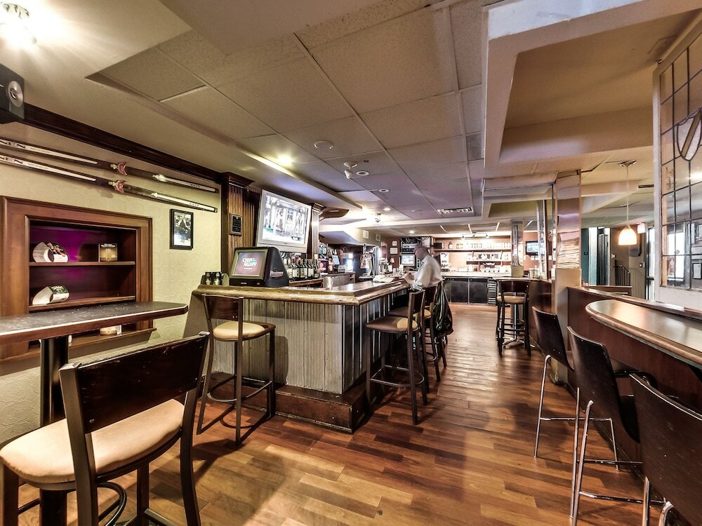 Фото Isabella Hotel and Suites