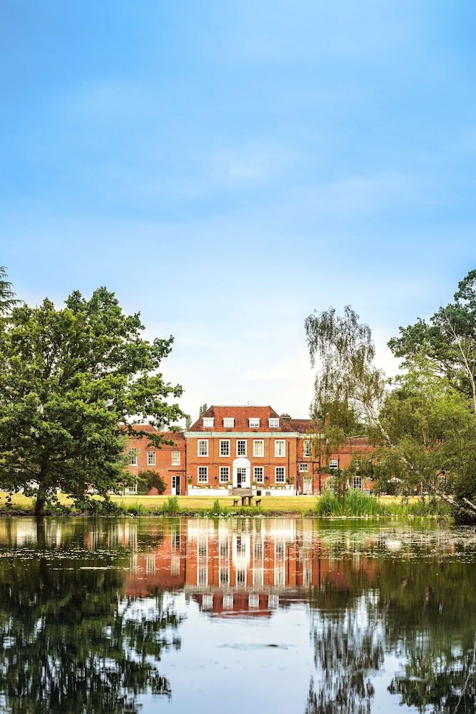 Фото Stoke Place Hotel