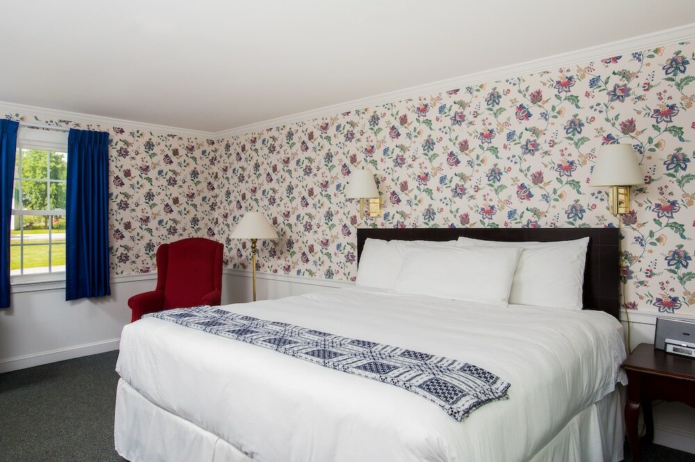 Фото Old Sturbridge Inn and Reeder Family Lodges