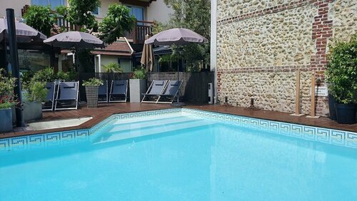 Гостиница Le Trophée by M Hôtel & SPA в Довиле