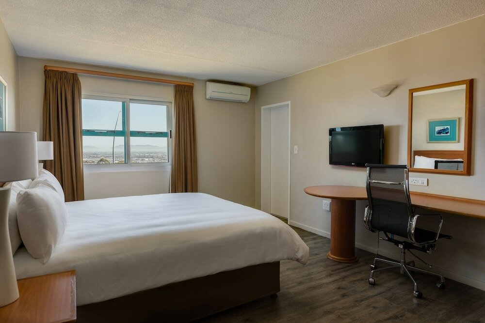 Фото Protea Hotel by Marriott Cape Town Tyger Valley