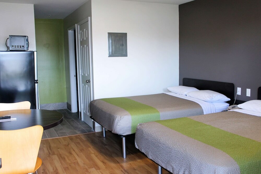 Фото Studio 6 Savannah, Ga