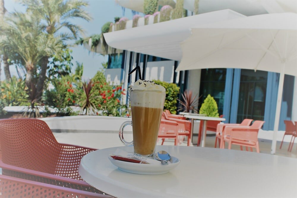 Фото Hotel Deloix Aqua Center