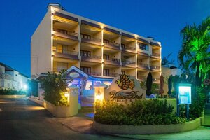 Гостиница Yellow Bird Hotel в Бриджтауне