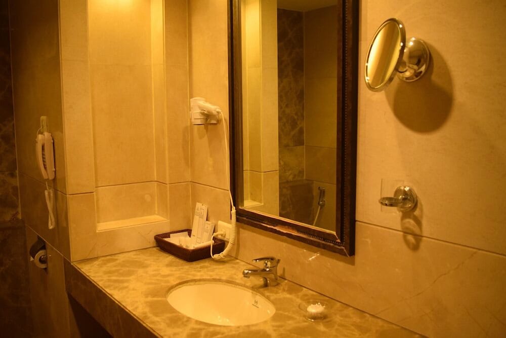 Фото Centurion Hotel