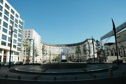 Гостиница Campanile Saint Quentin EN Yvelines в Монтиньи-ле-Бретонё