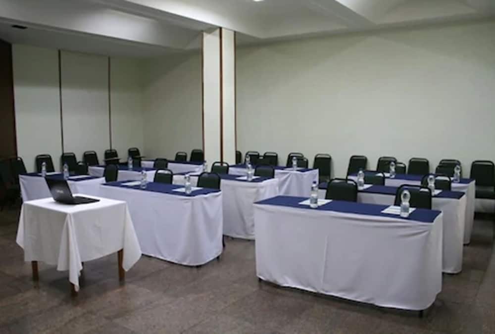 Фото Hotel Columbia