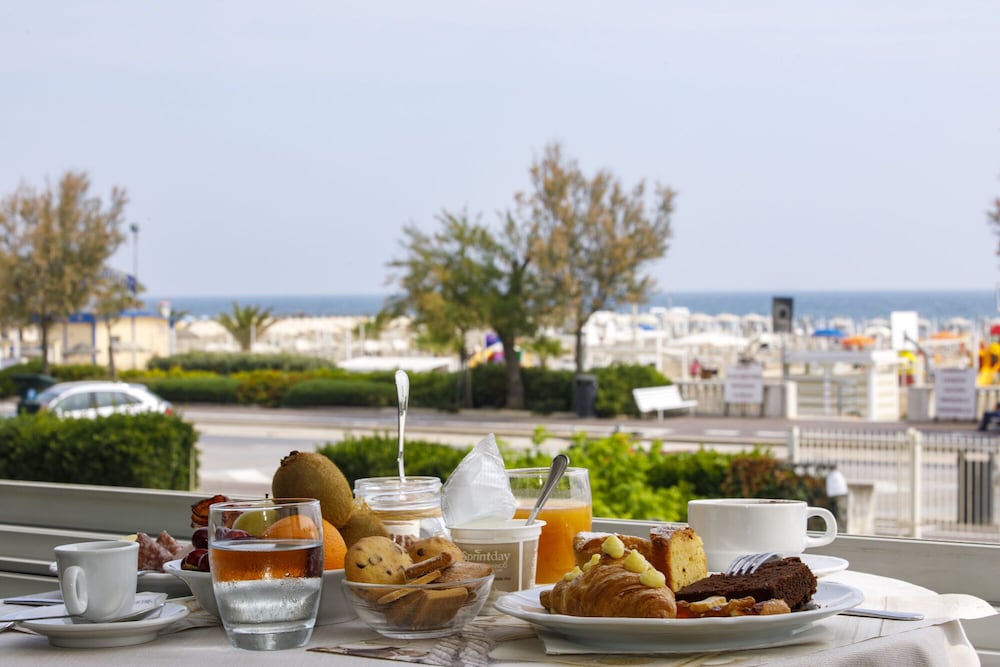 Фото Hotel Derby