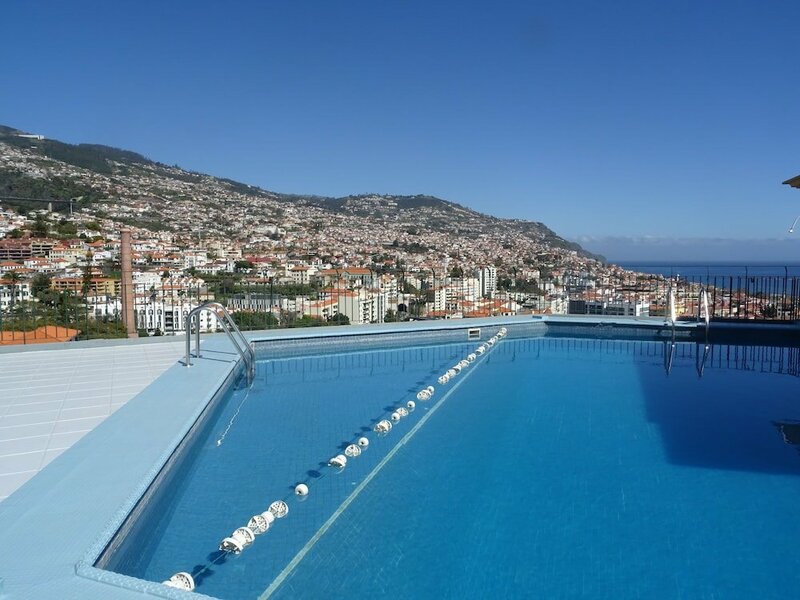 Гостиница Hotel Monte Carlo в Фуншале