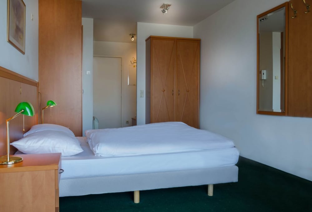 Фото StayatSea Retro Appartments Blankenberge