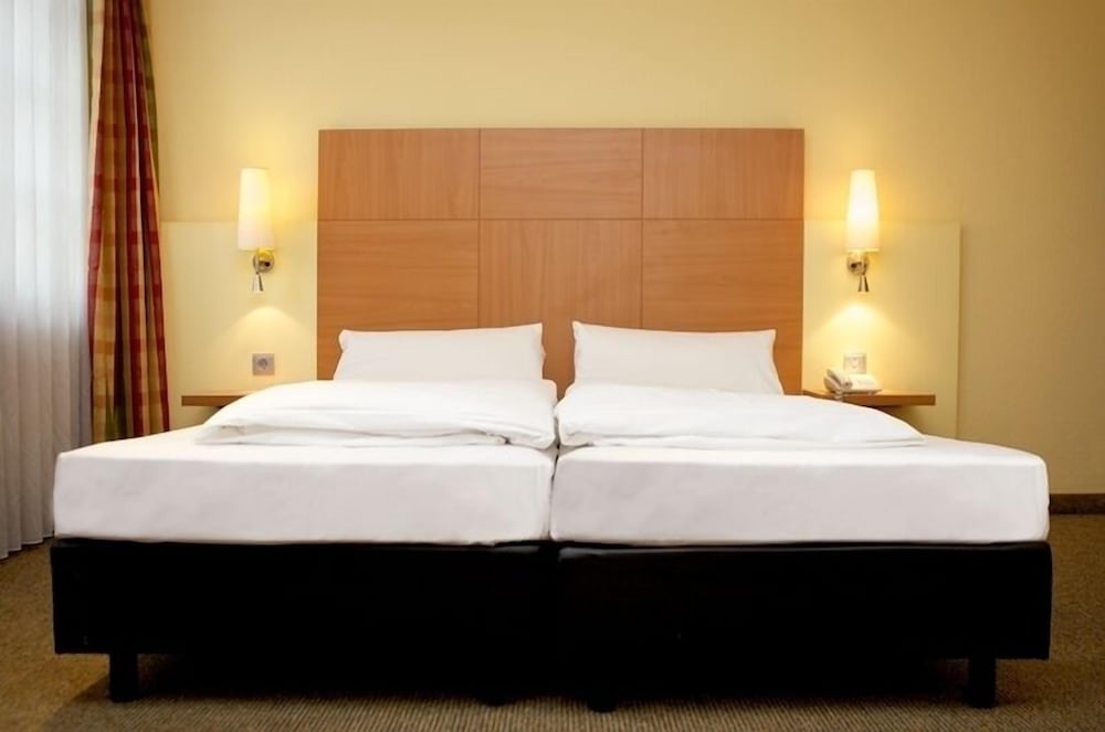 Фото Attimo Hotel Stuttgart