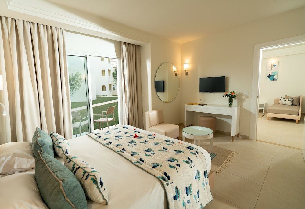 Фото Magic Life Penelope