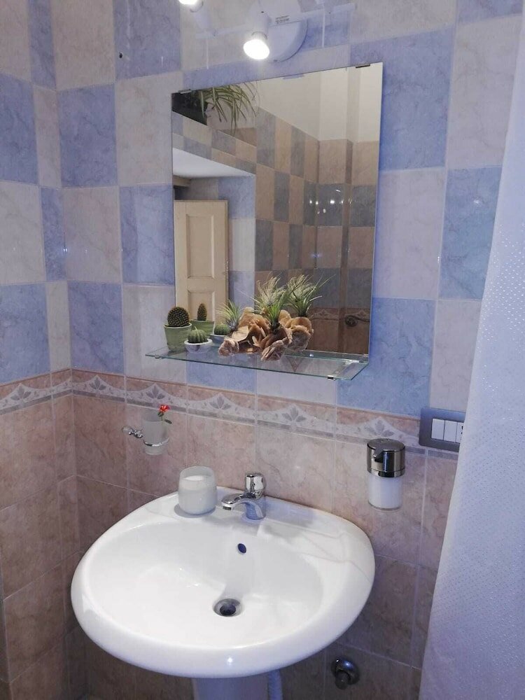 Фото Guglielmo Room's B&b