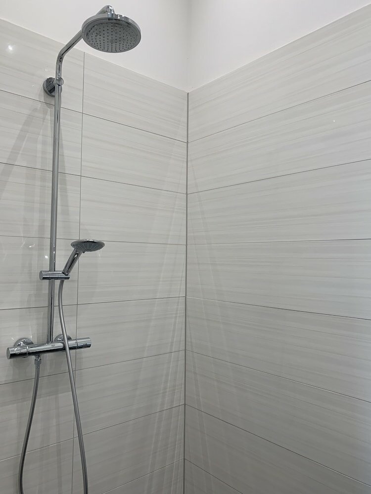 Фото Lovely Rooms Next to the Trainstation Wg