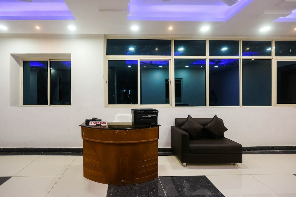 Фото Oyo 47488 Hotel Keshmin