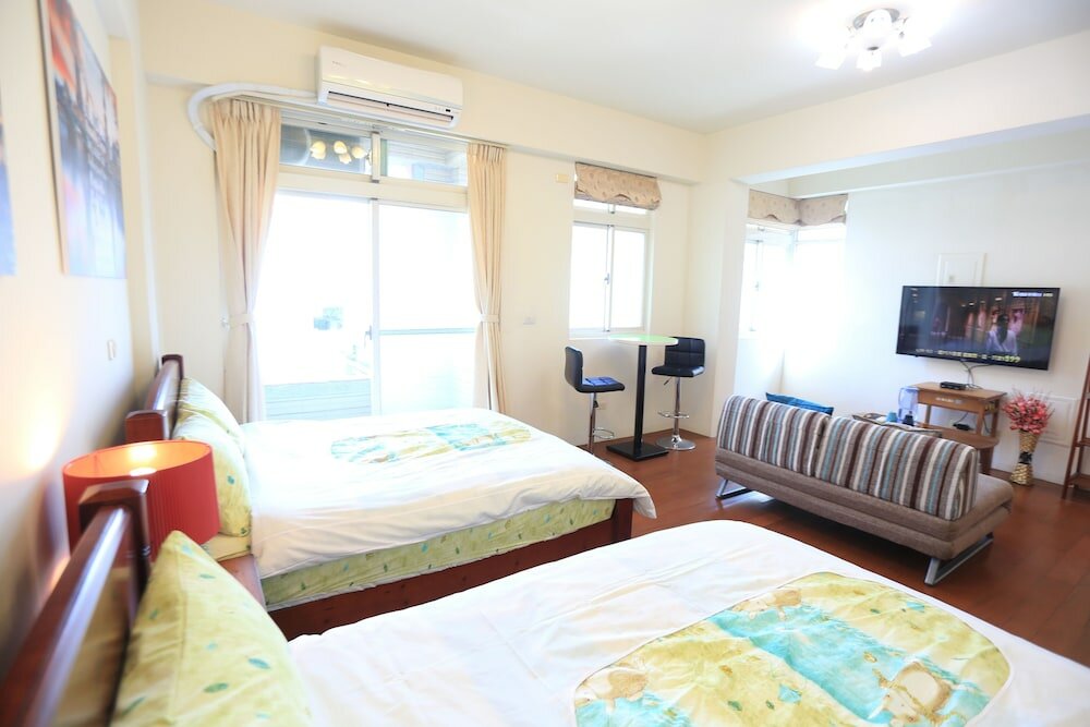 Фото Downshifted House