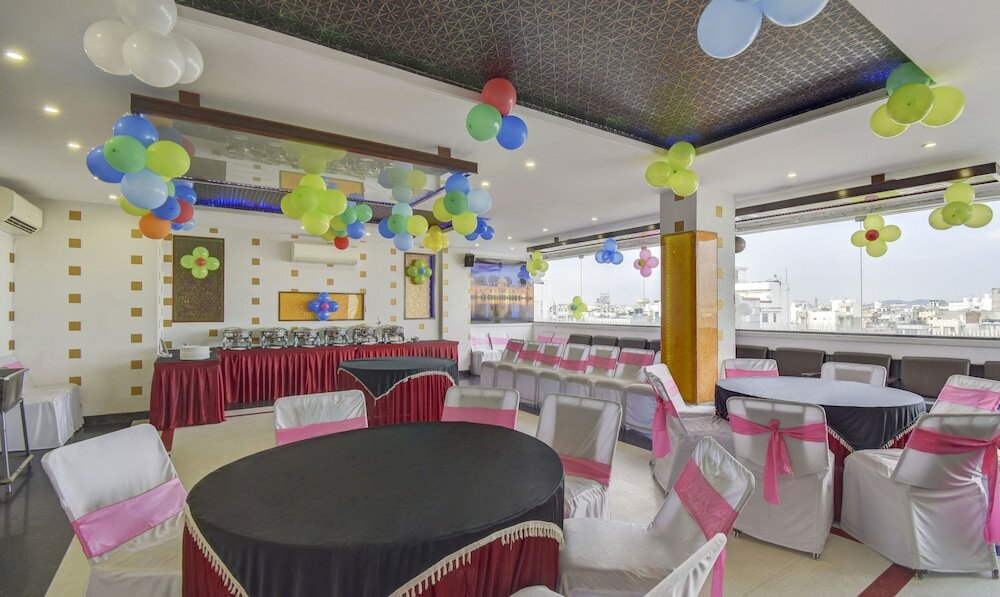 Фото Treebo Trend Rockland Hotel And Restaurant