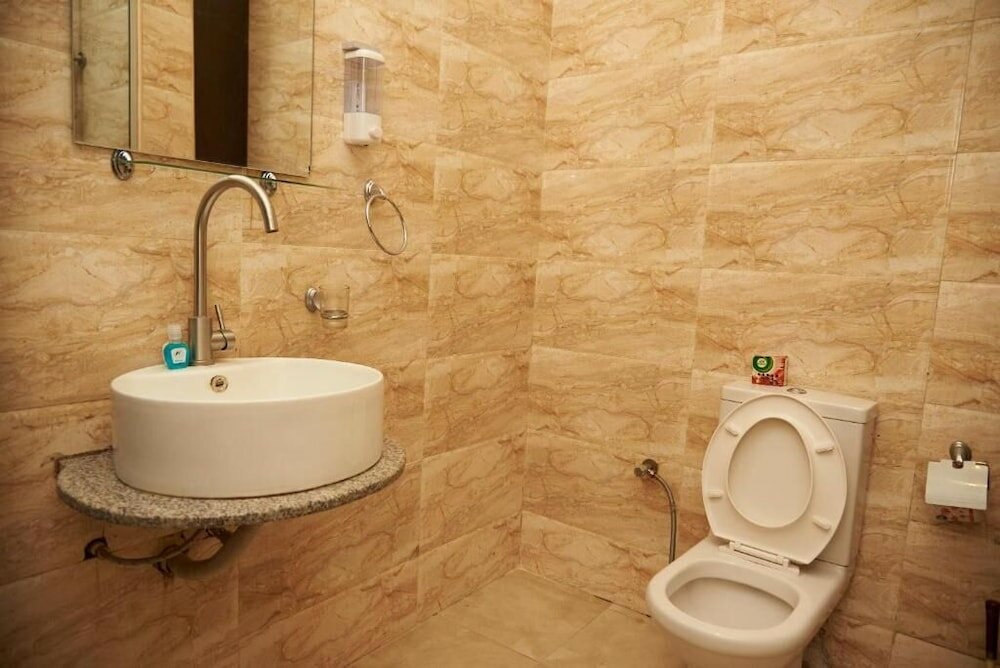 Фото Brighams Suites