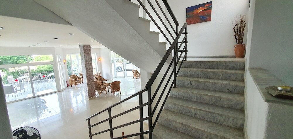 Фото Pashos Hotel