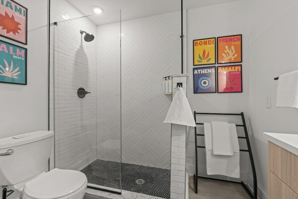 Фото Luxurious Modern Apt Near Art Museum