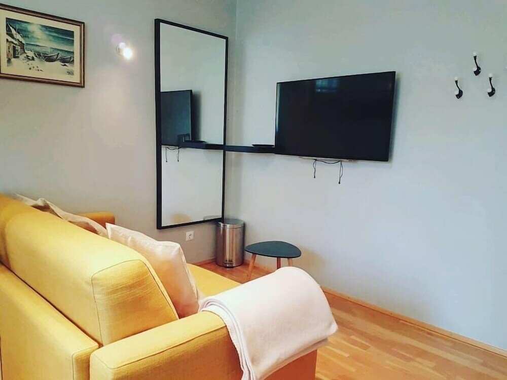 Фото Akureyri Central Rooms