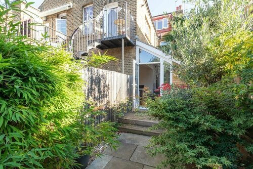 Modern & Beautifully-lit 1 Bedroom Flat, Sheperd's Bush!