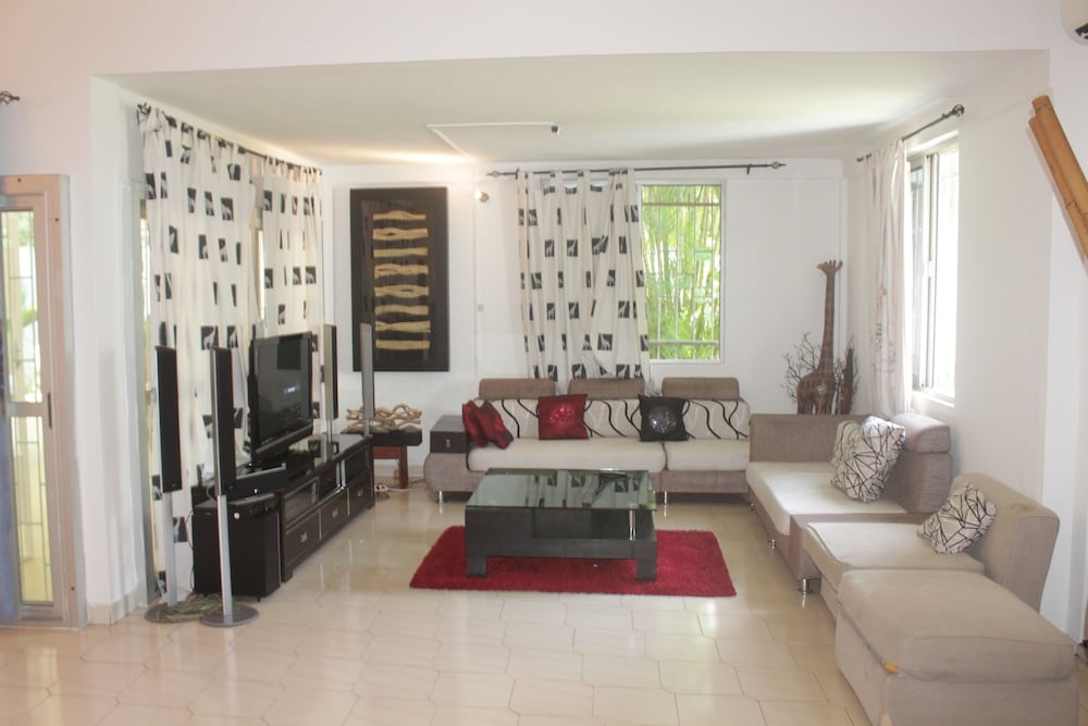 Фото Ets Nenthol Bénin