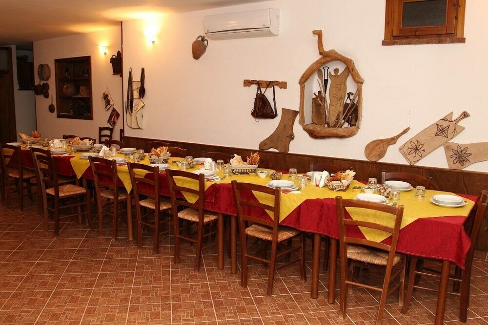 Фото Agriturismo B&b Sa Inza