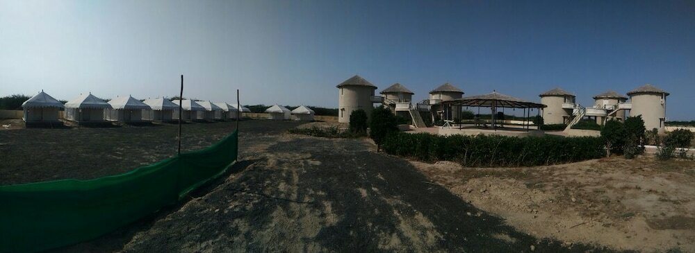 Фото Hiriz Gorewali Resort