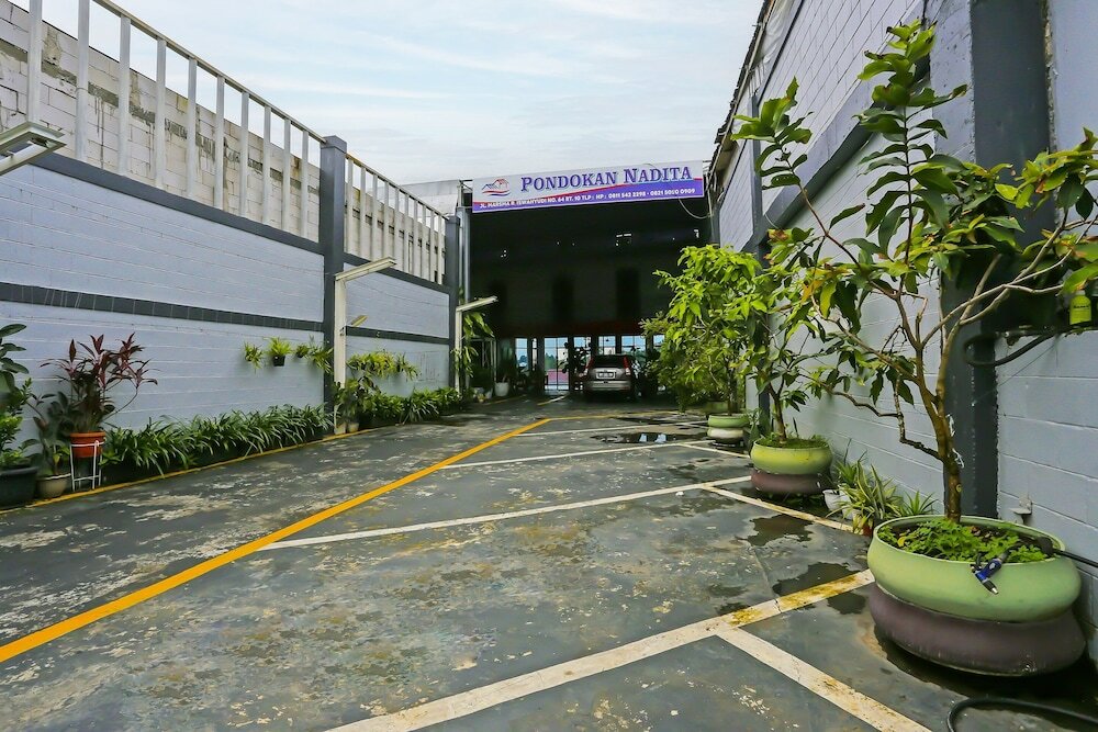 Фото Oyo 92218 Pondokan Nadita Homestay