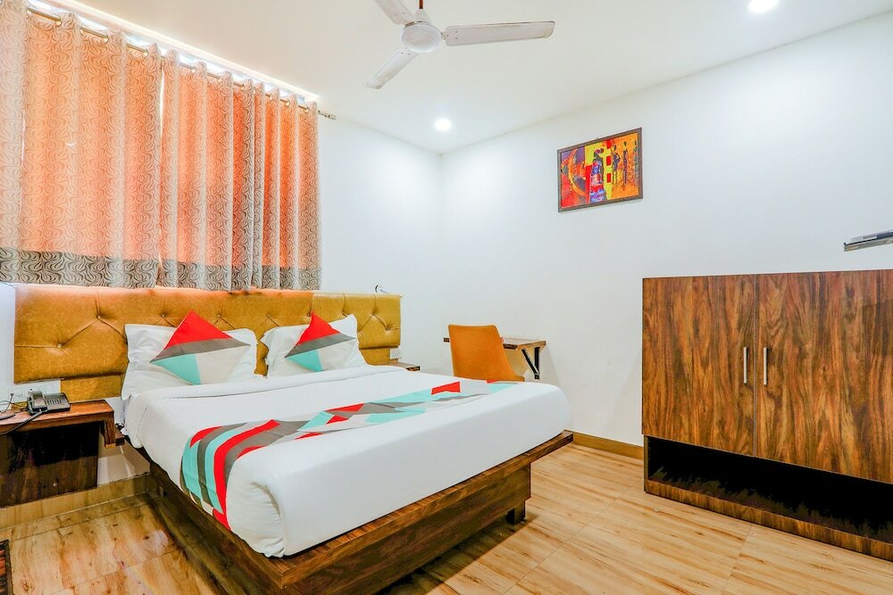 Фото Fabexpress The Mall Inn