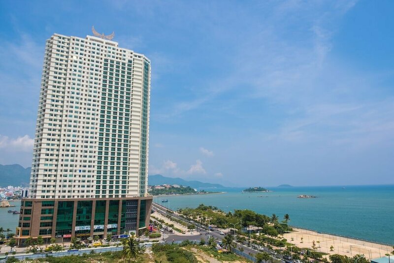 Гостиница Gem Hotel в Нячанге