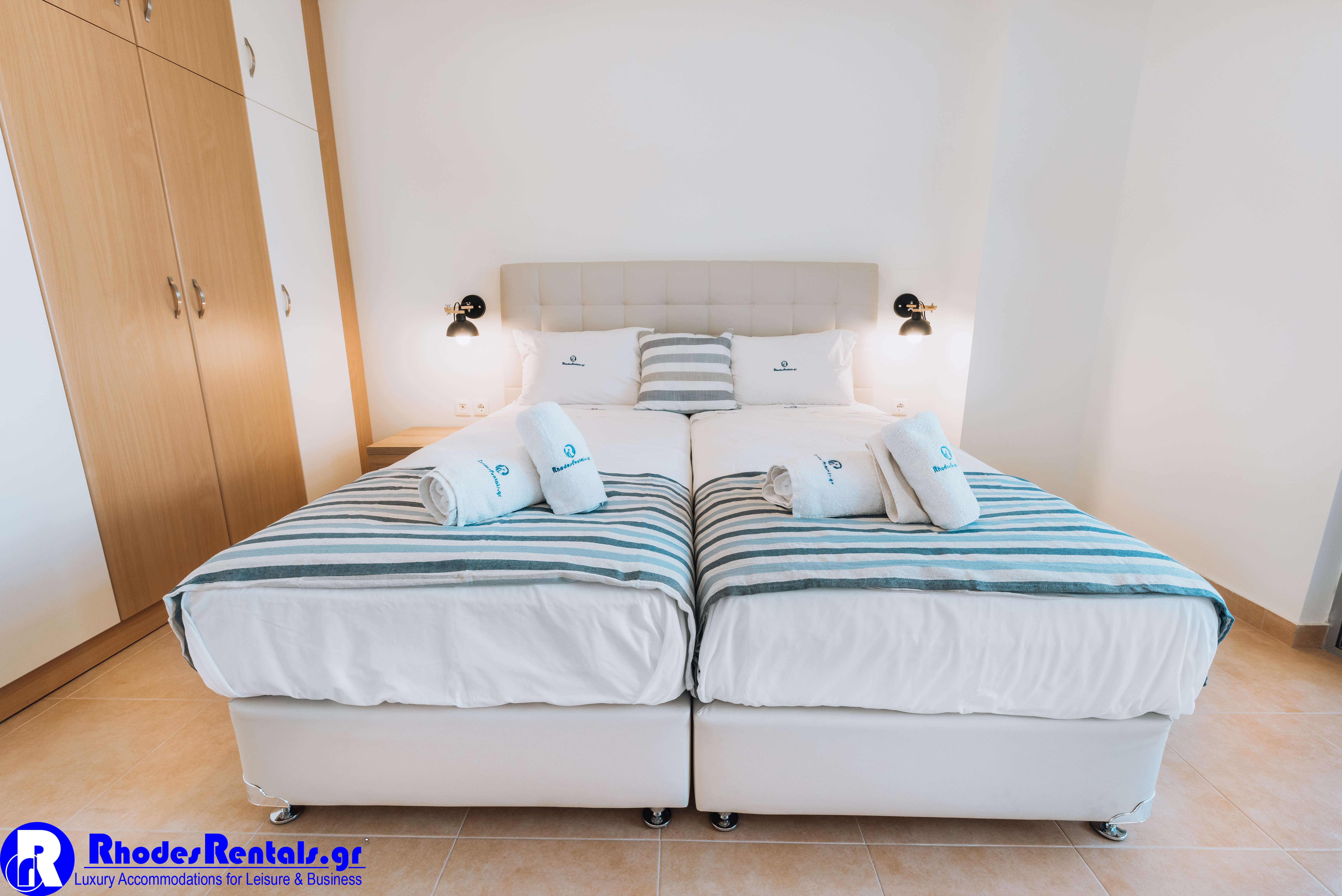 Фото Гостевой дом Port Haven Suite