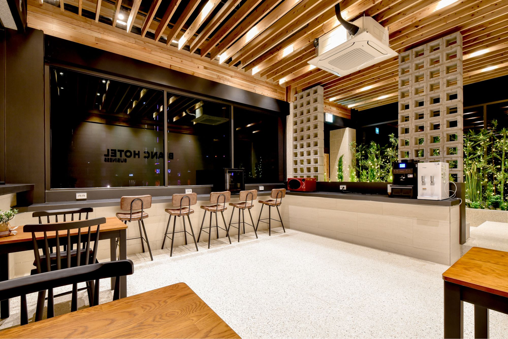 Фото Blanc Business Hotel