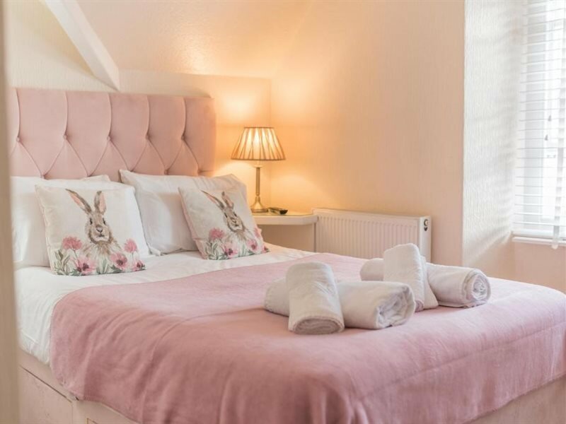 Фото Rayrigg Villa Guest House