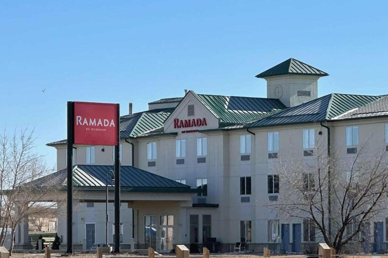 Фото Ramada by Wyndham Estevan