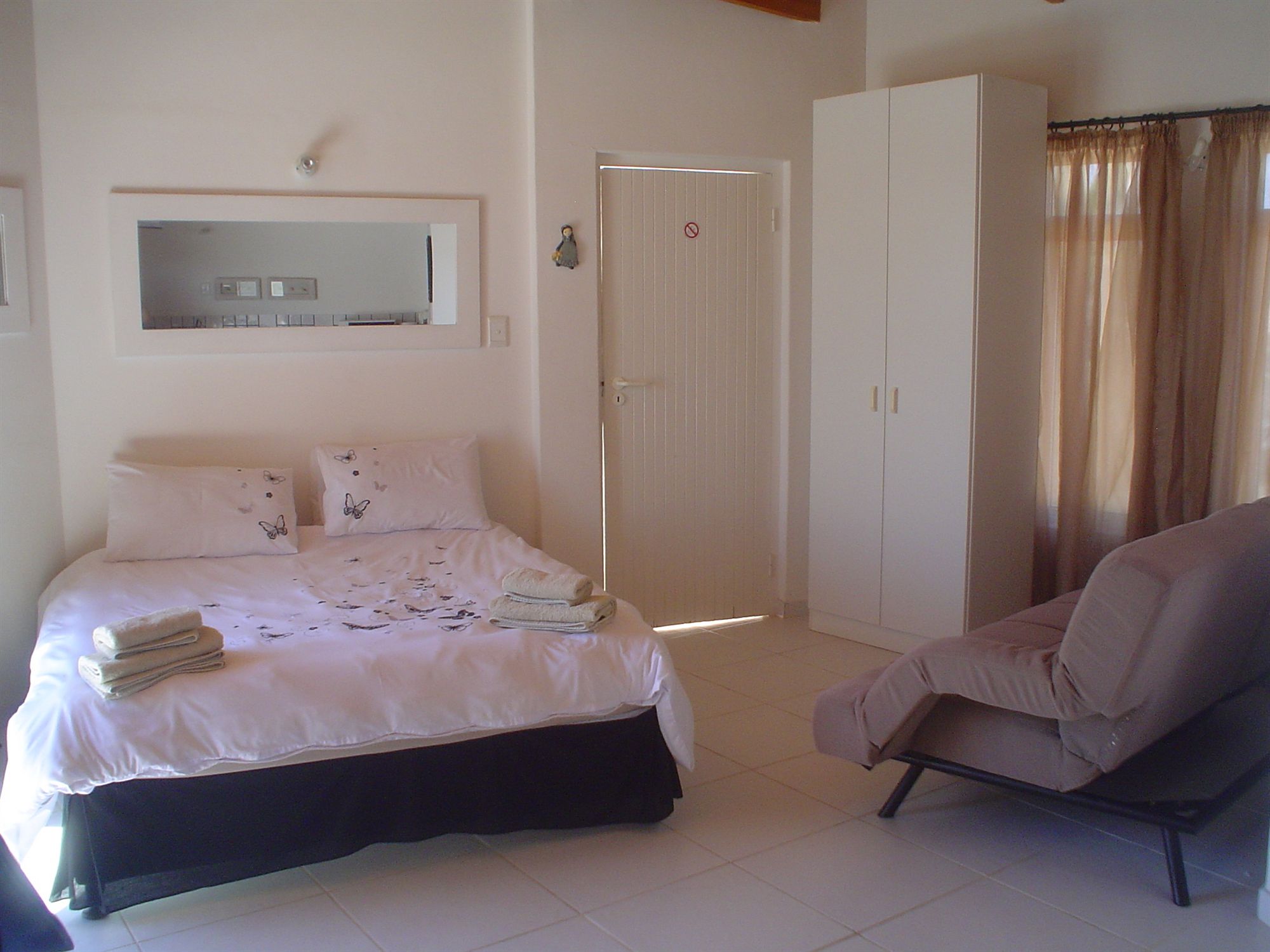 Фото Swakopmund Accommodation