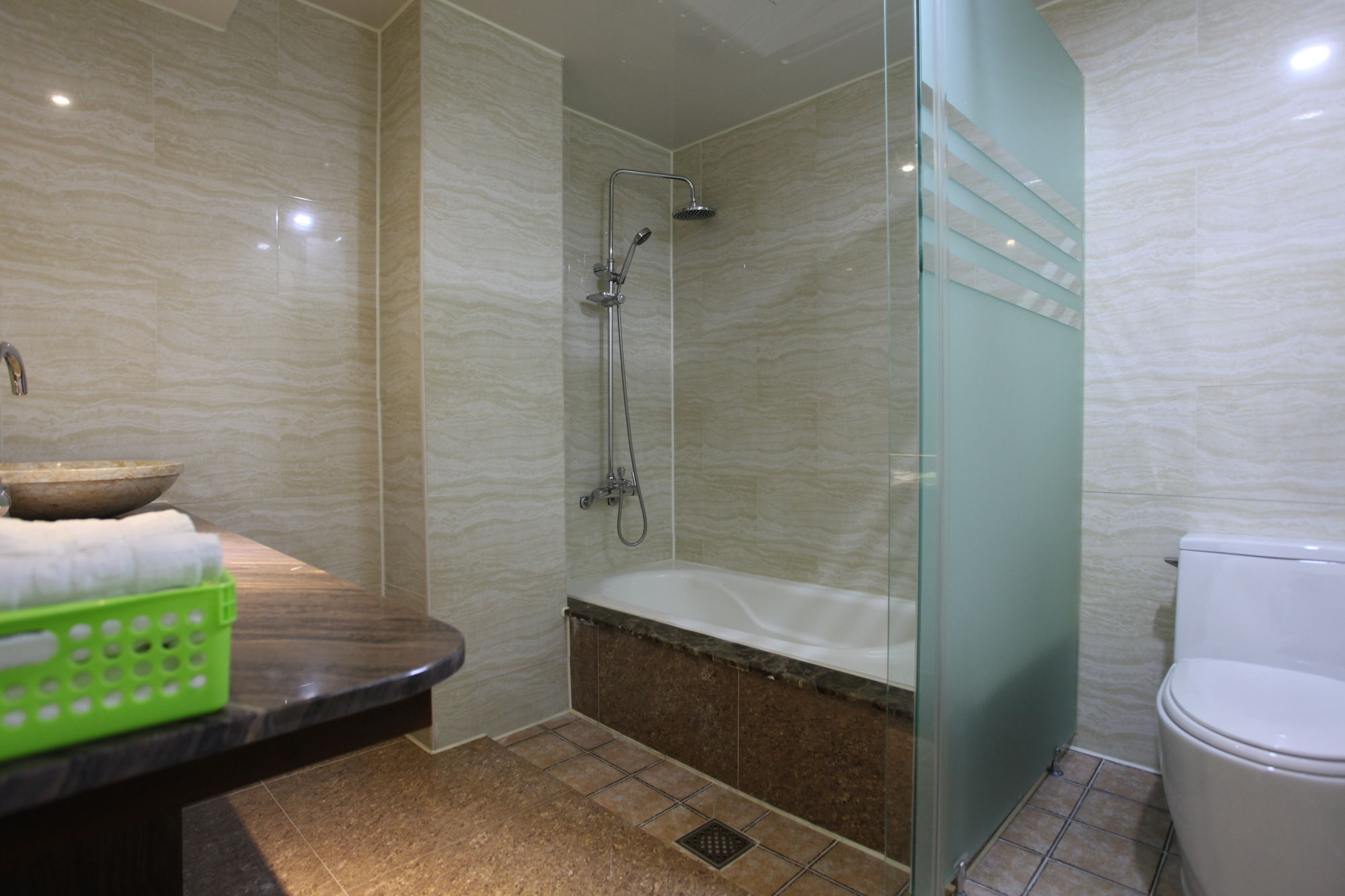 Фото Ansan Seowon Tourist Hotel