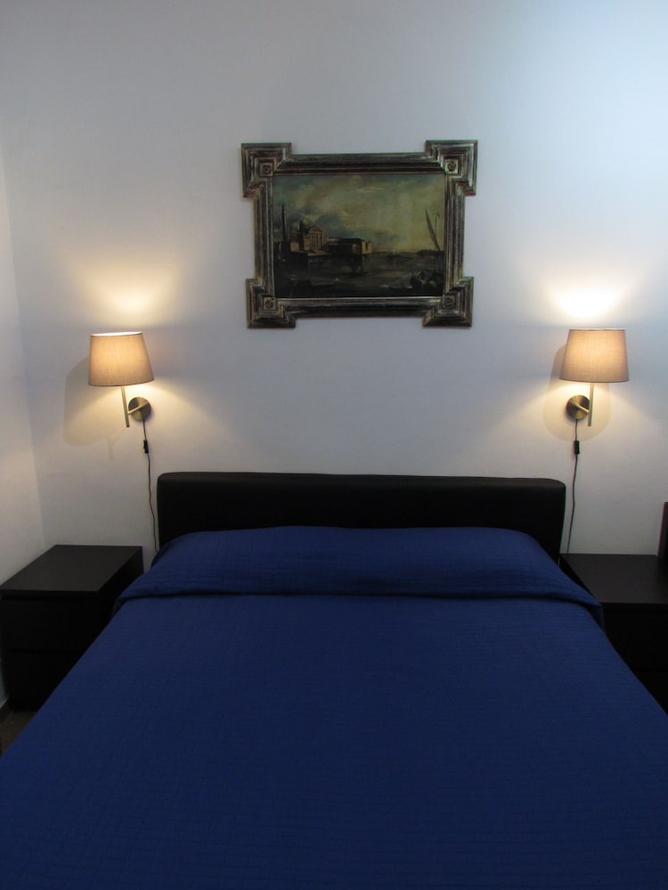 Фото Althea Rooms