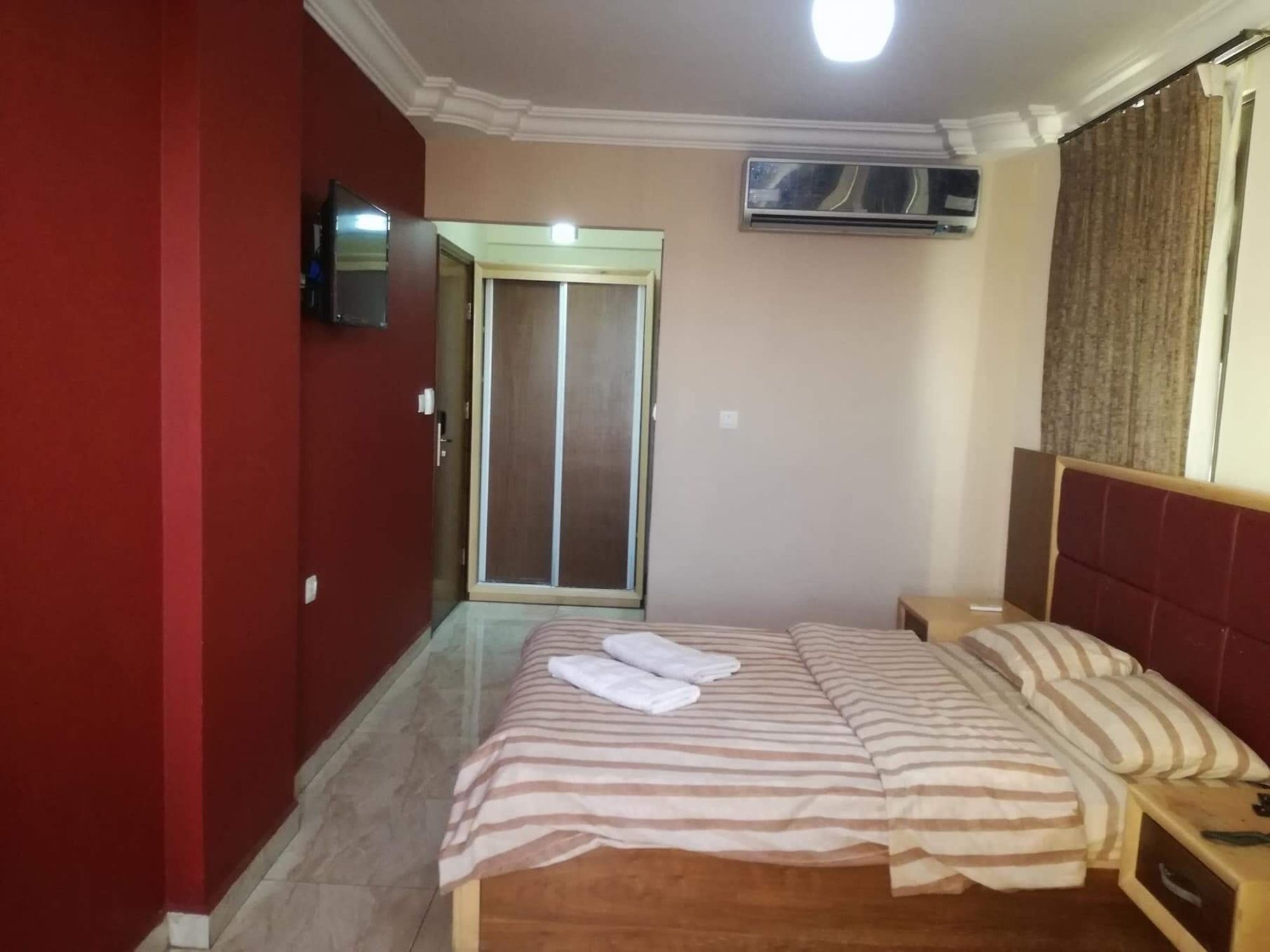 Фото Yacht Hotel Aqaba