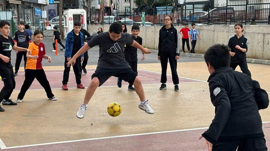 School Osmangazi Secondary School, Gebze, photo
