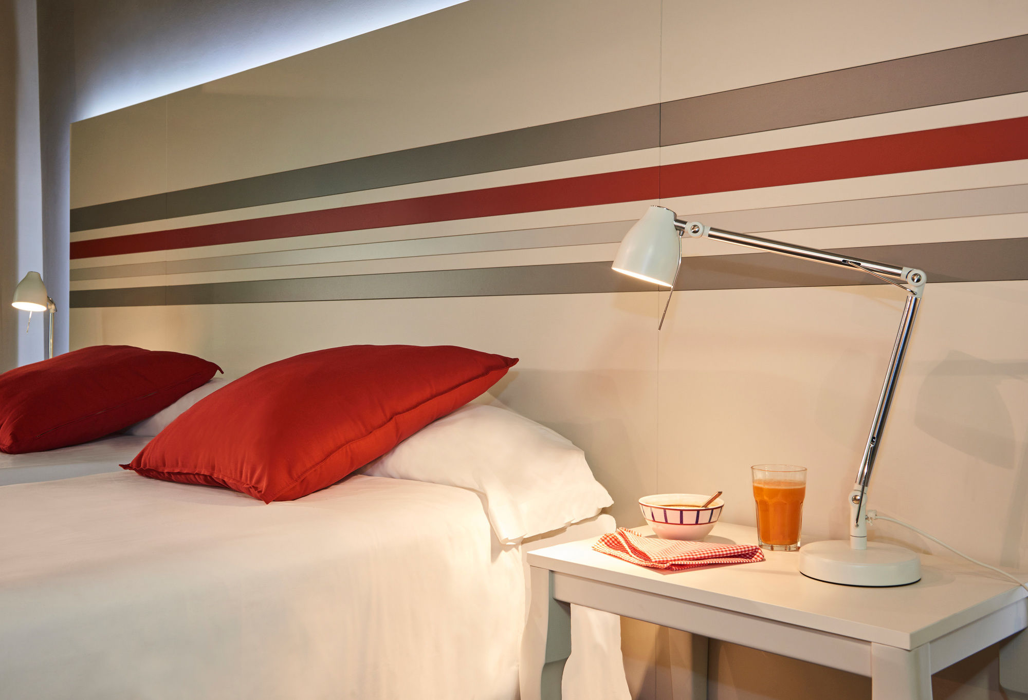 Фото Legazpi Doce Rooms & Suites